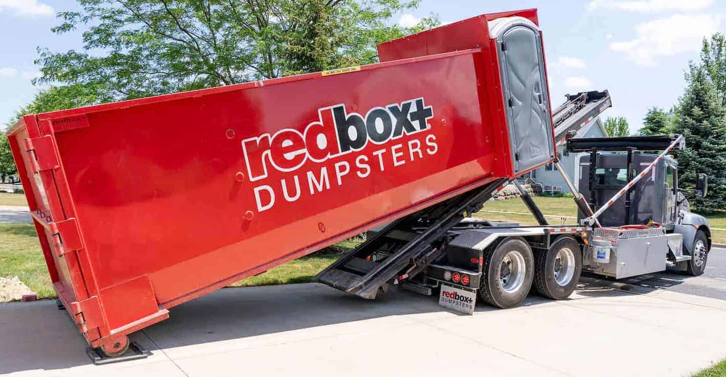 an elite dumpster rental in Oak Hills Place, LA