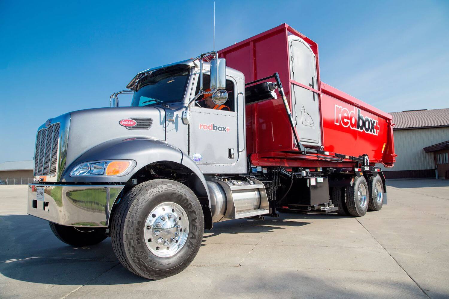 an elite dumpster rental in Peachtree Corners, GA